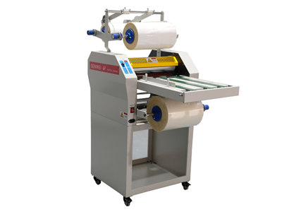 SMFM390A  Digital with rewinding device laminating machine