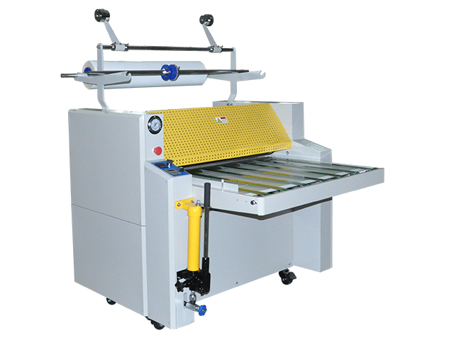 SWFM920A Hydraulic Large roll Manual laminating machine